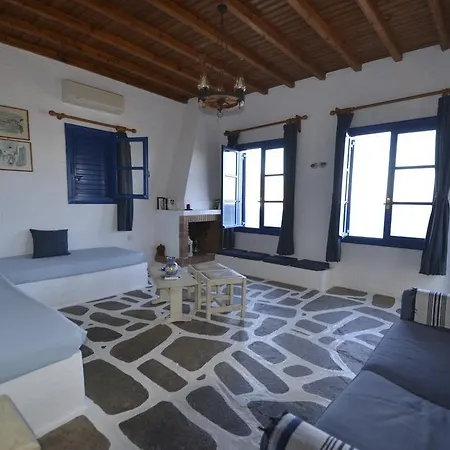 Villas كالافاتيس